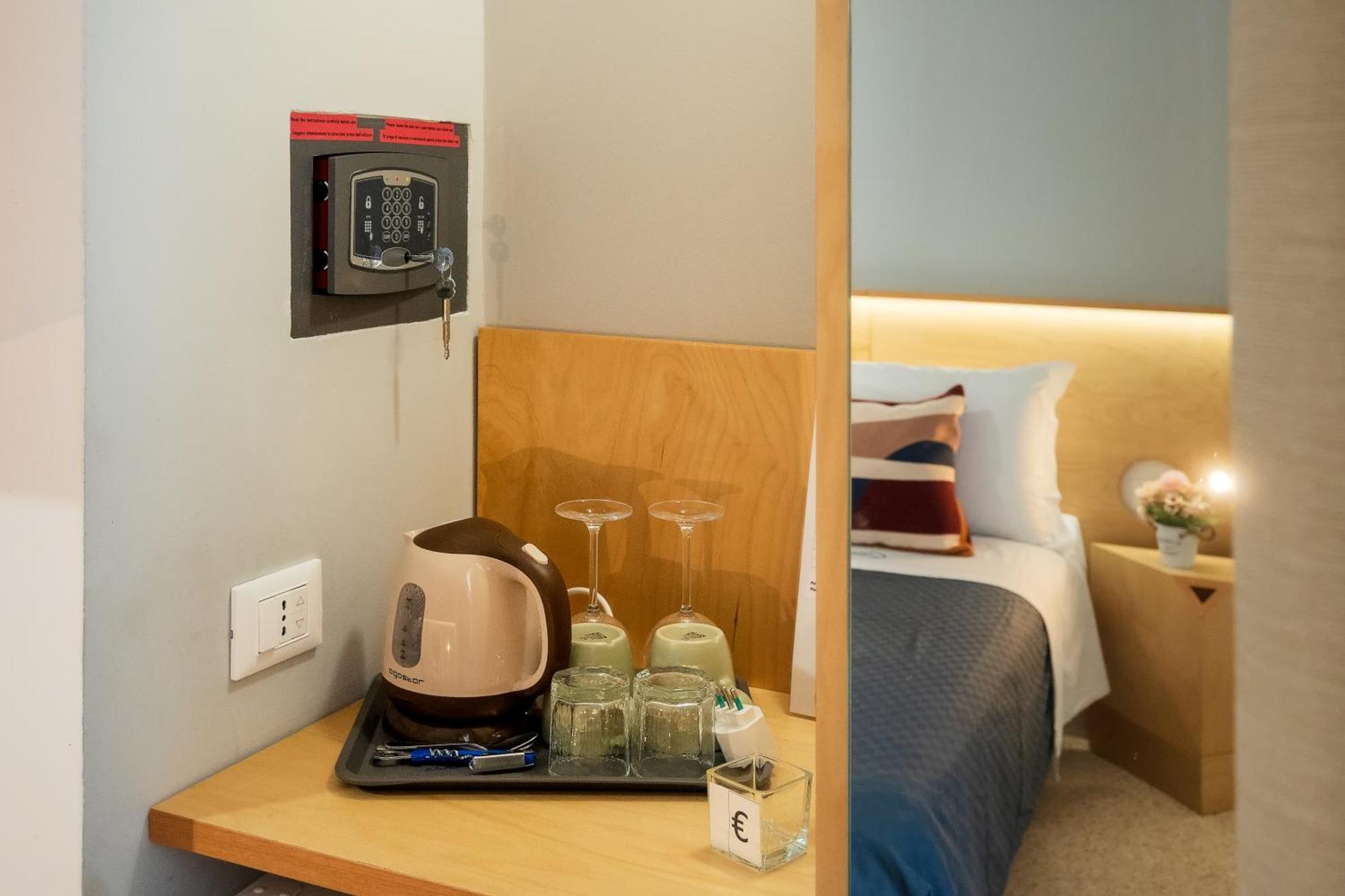 Ciccio Rooms And Breakfast - Self Check-In Palermo Exterior photo