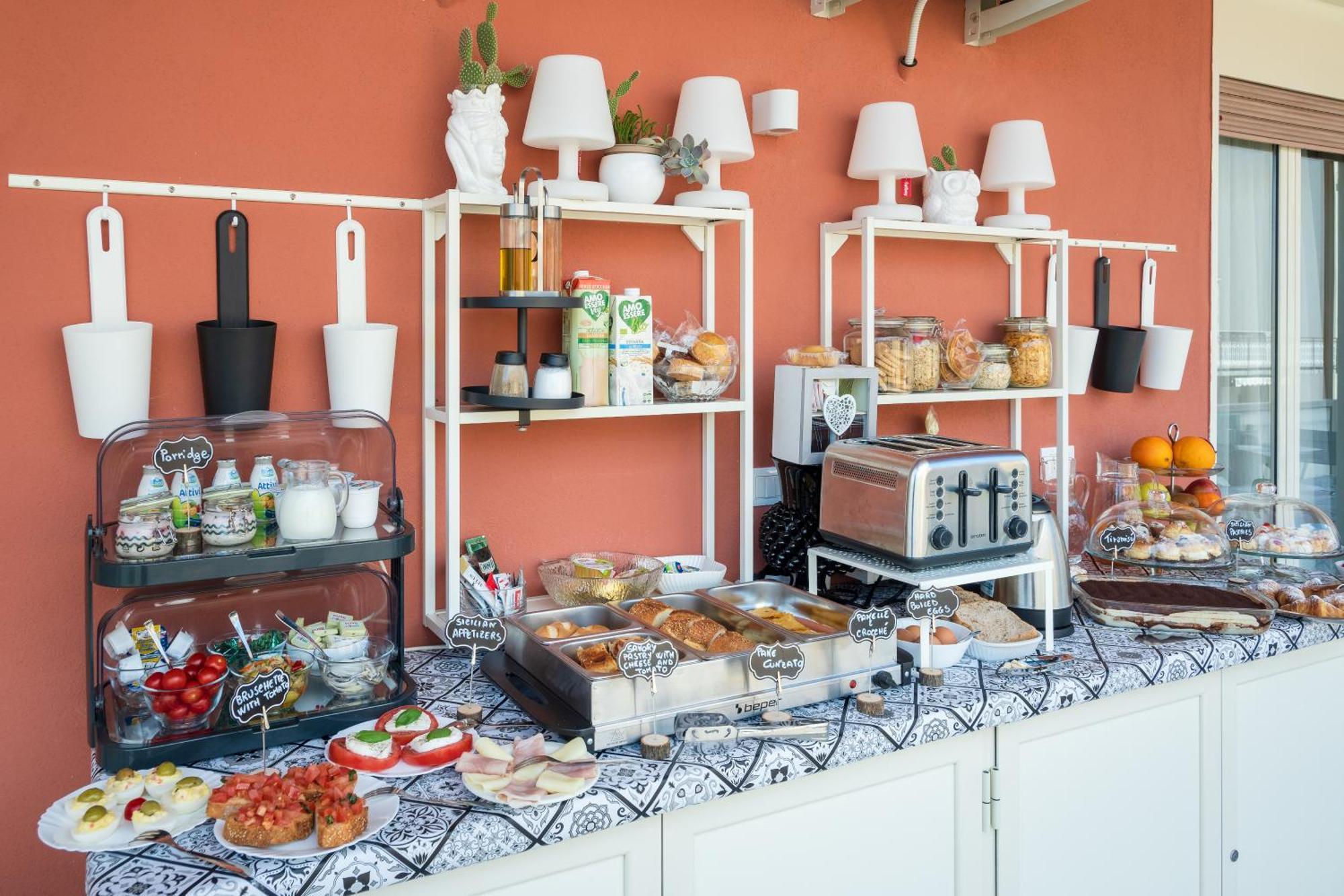 Ciccio Rooms And Breakfast - Self Check-In Palermo Exterior photo