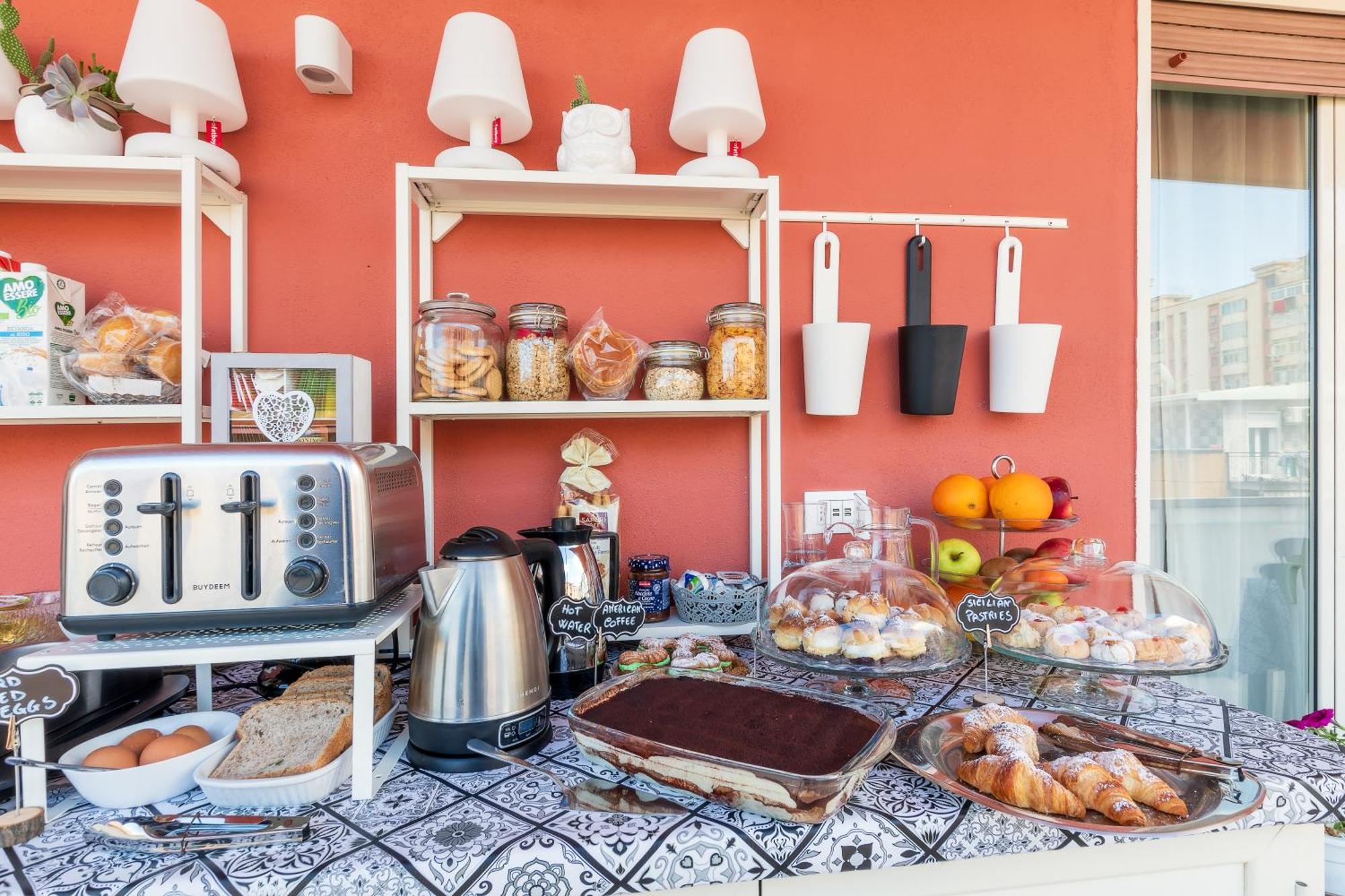 Ciccio Rooms And Breakfast - Self Check-In Palermo Exterior photo